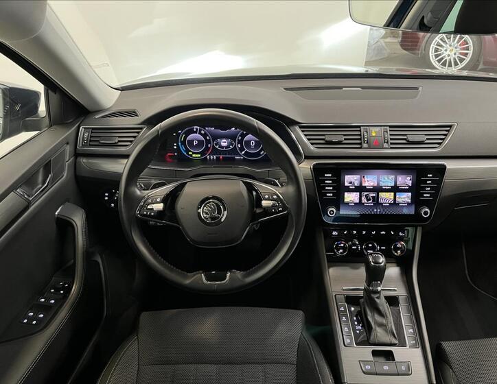 Škoda Superb 5
