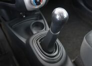 Toyota Yaris 24
