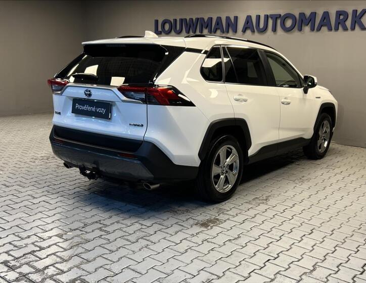 Toyota RAV4 2