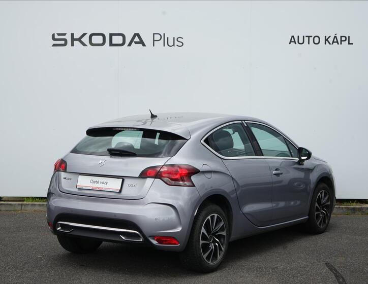 DS Automobiles DS4 2