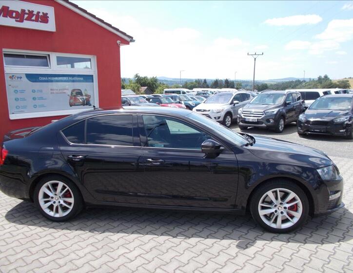 Škoda Octavia 8