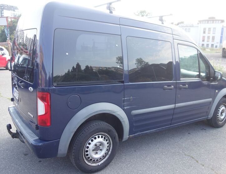 Ford Tourneo Connect 11