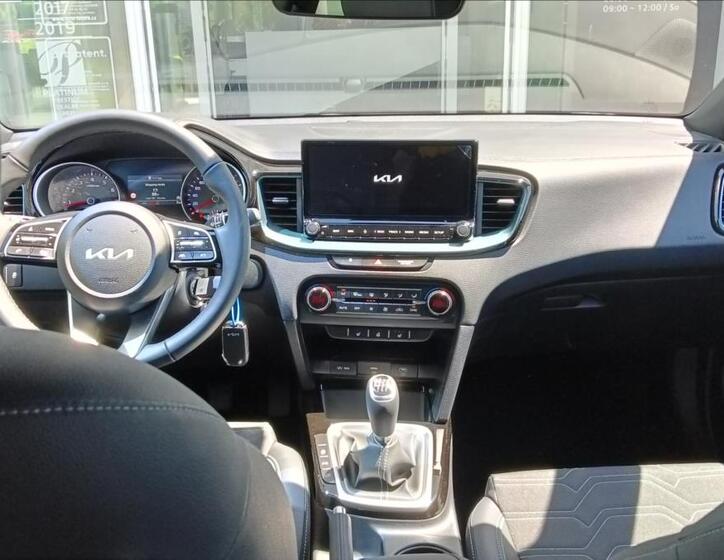 KIA Ceed 4