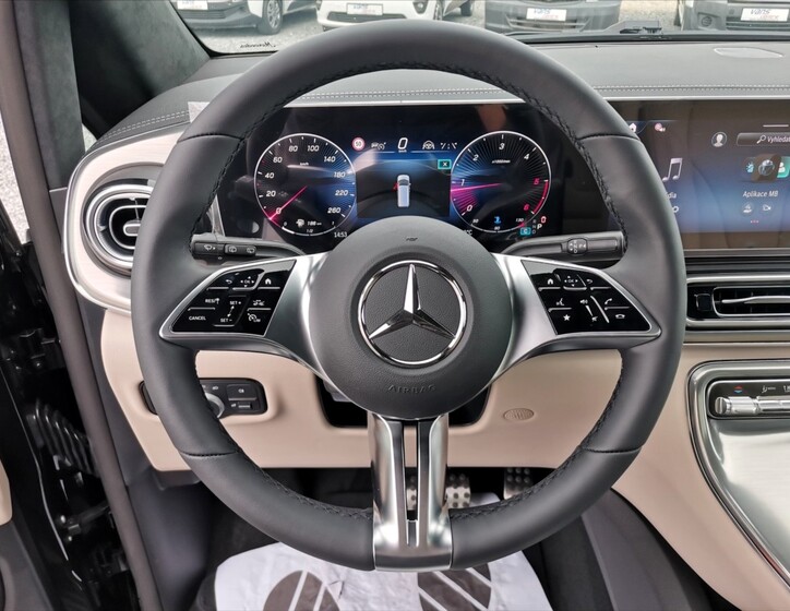 Mercedes-Benz Třídy V 21