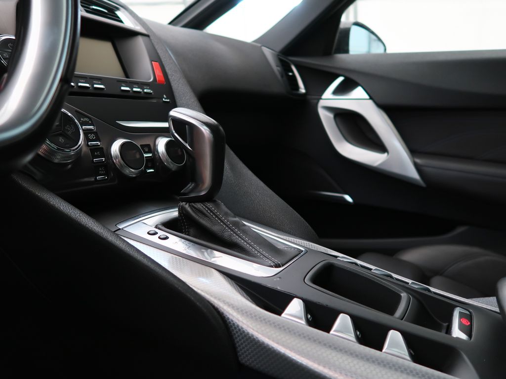 DS Automobiles DS5