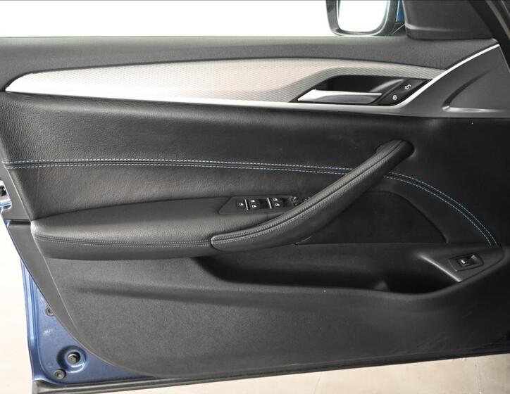 BMW Řada 5 32
