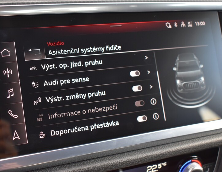 Audi Q3 38