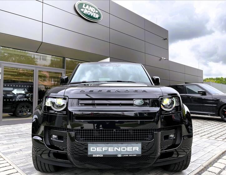 Land Rover Defender 12