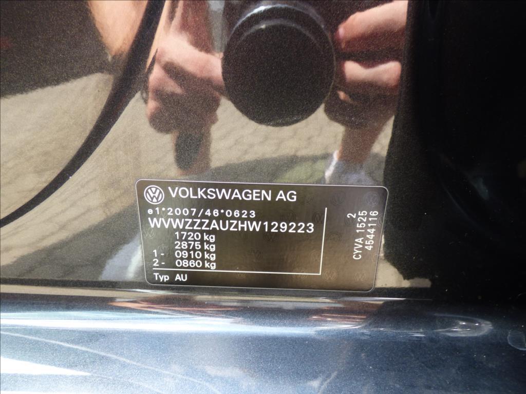 Volkswagen Golf 10