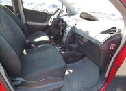 Toyota Yaris 28