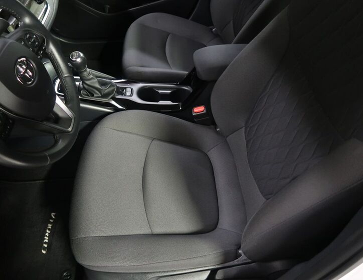 Toyota Corolla 9