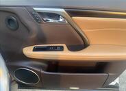 Lexus RX 53
