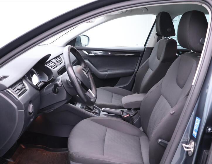 Škoda Octavia 11