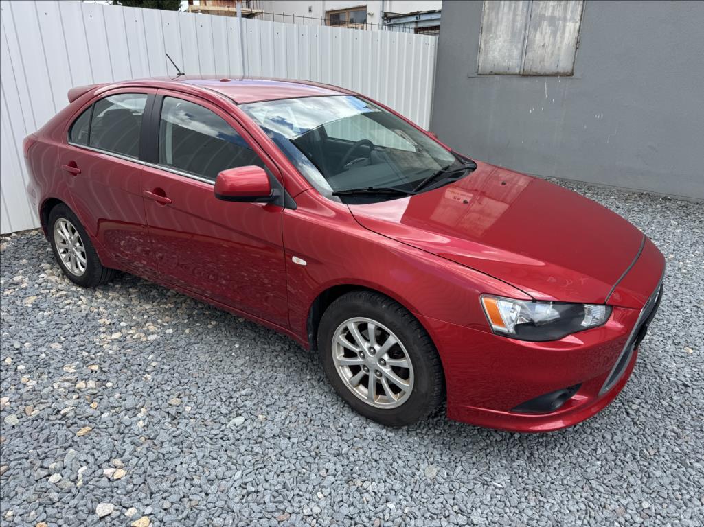 Mitsubishi Lancer