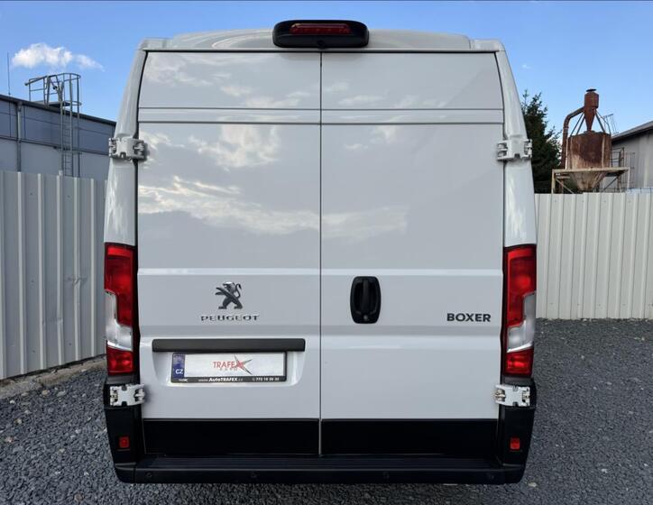 Peugeot Boxer 11