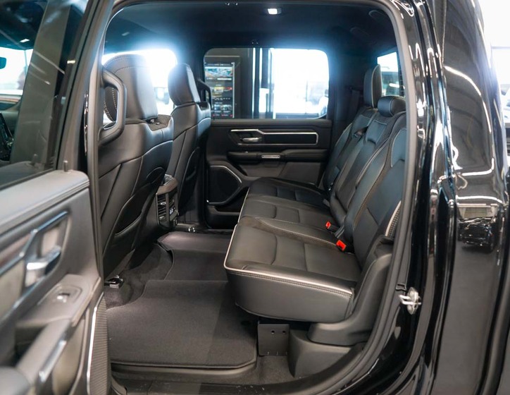 Dodge RAM 34