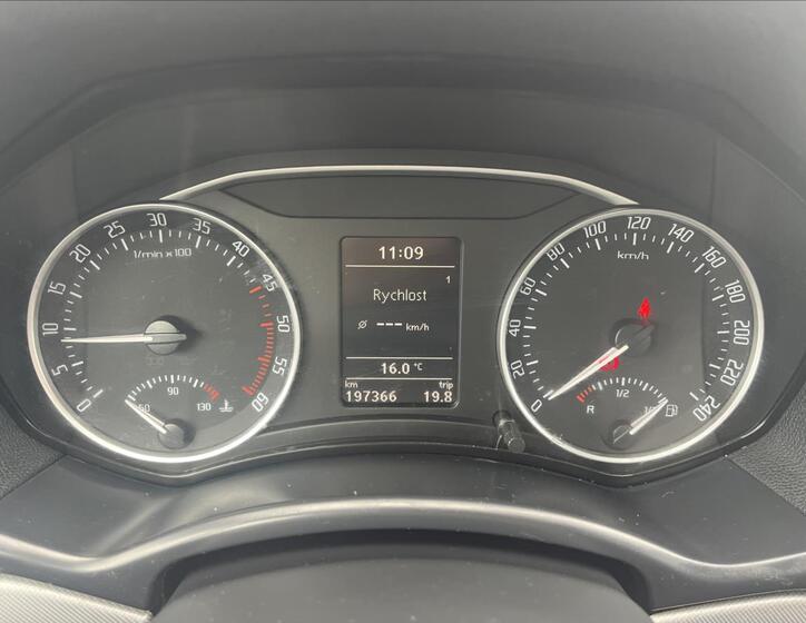 Škoda Octavia 12