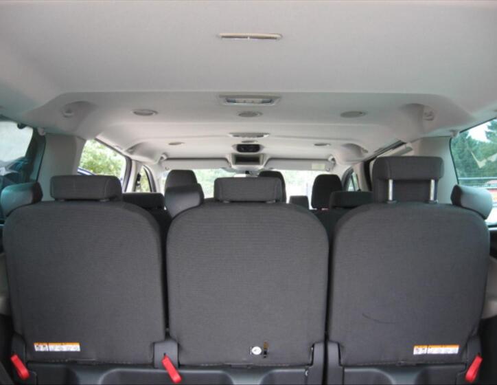 Ford Tourneo Custom 10