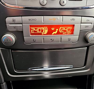 Ford Mondeo 18