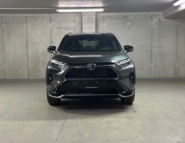 Toyota RAV4 2