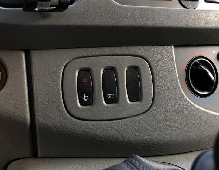 Opel Vivaro 23