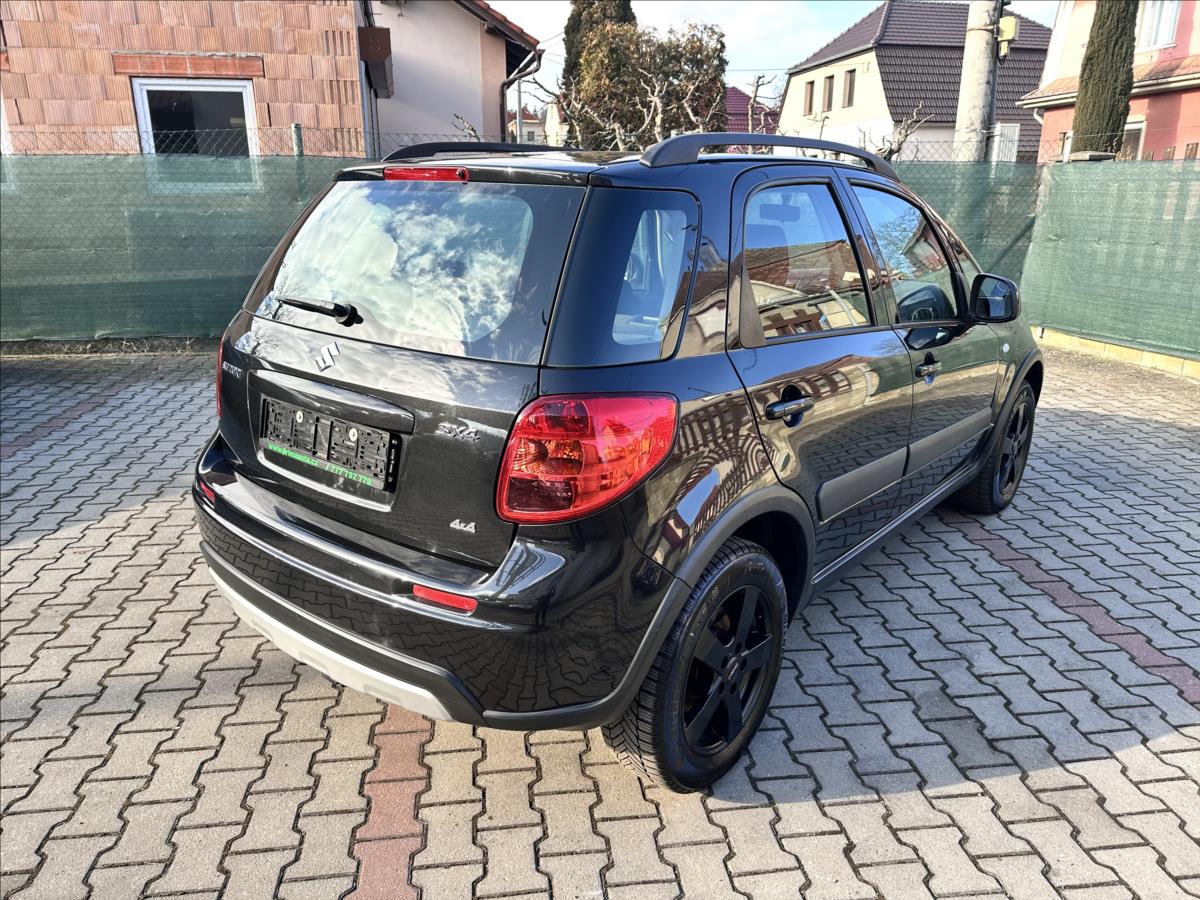 Suzuki SX4