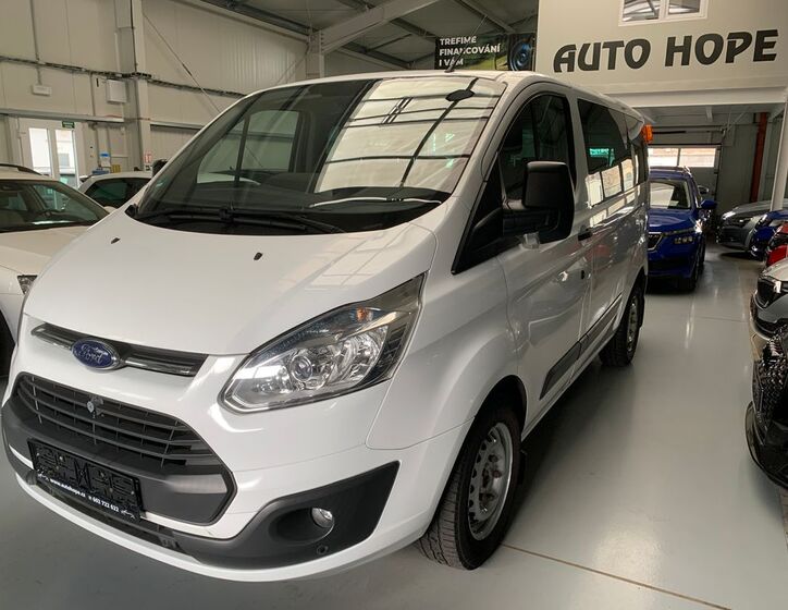 Ford Transit Custom 3
