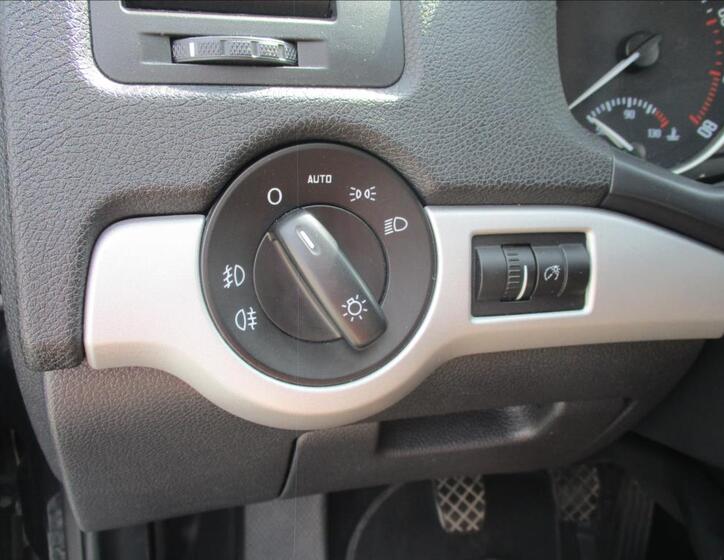 Škoda Octavia 15