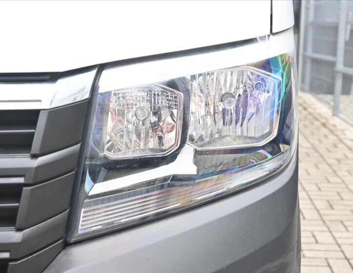 Volkswagen Crafter 28