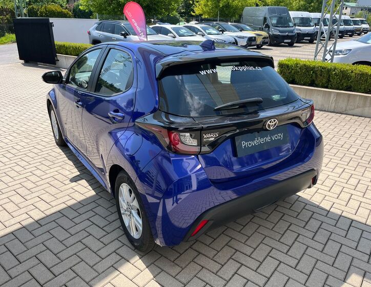 Toyota Yaris 4