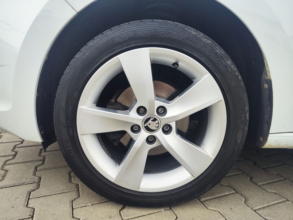Škoda Rapid