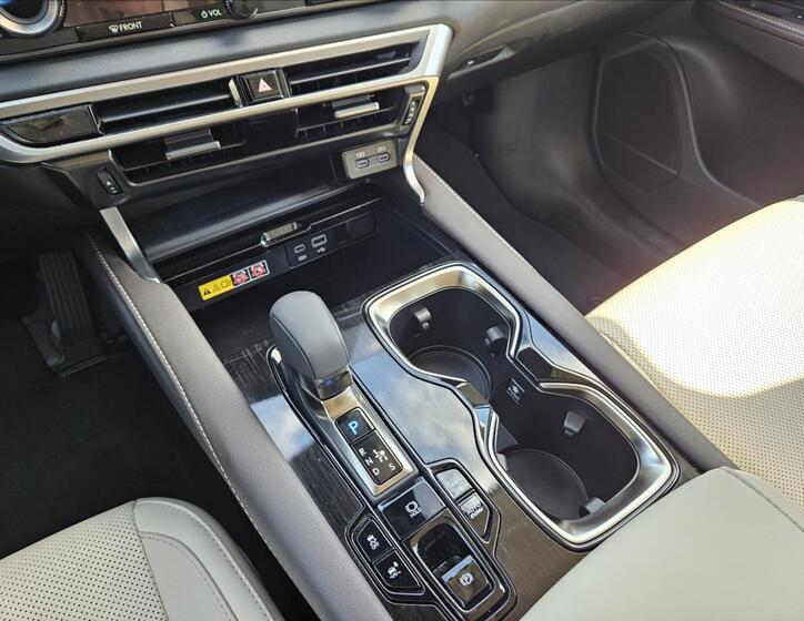 Lexus RX 450h 23