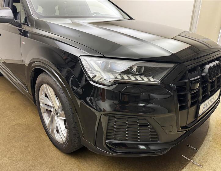 Audi Q7 58