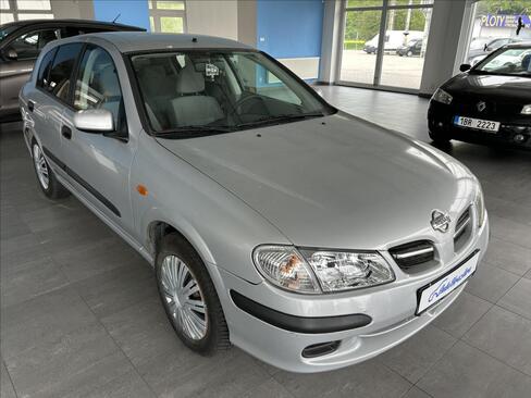 Nissan Almera