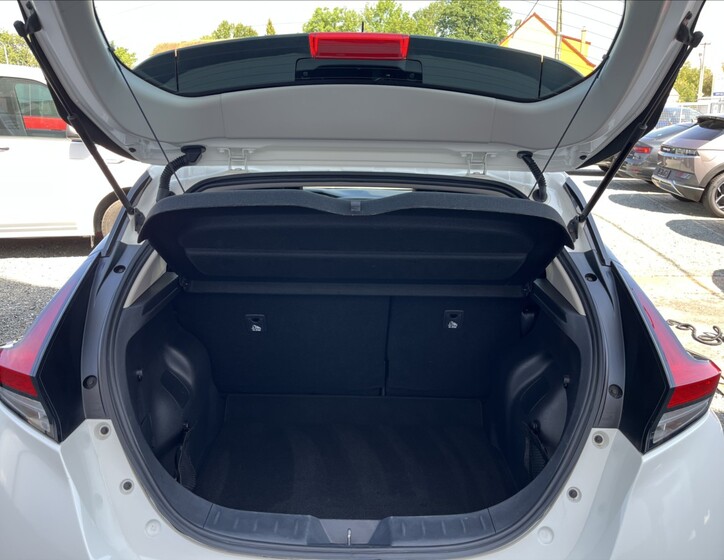 Nissan Leaf 33