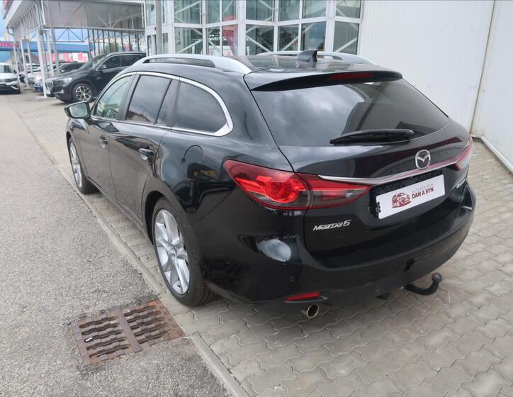Mazda 6 4