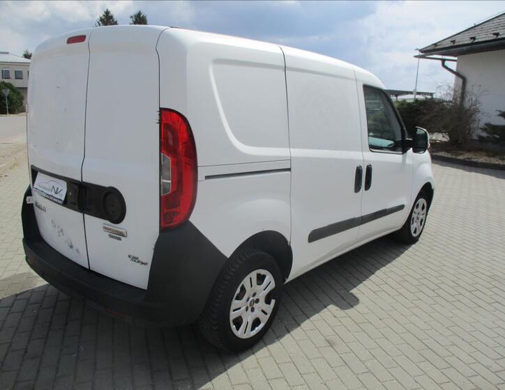 Fiat Dobló 4