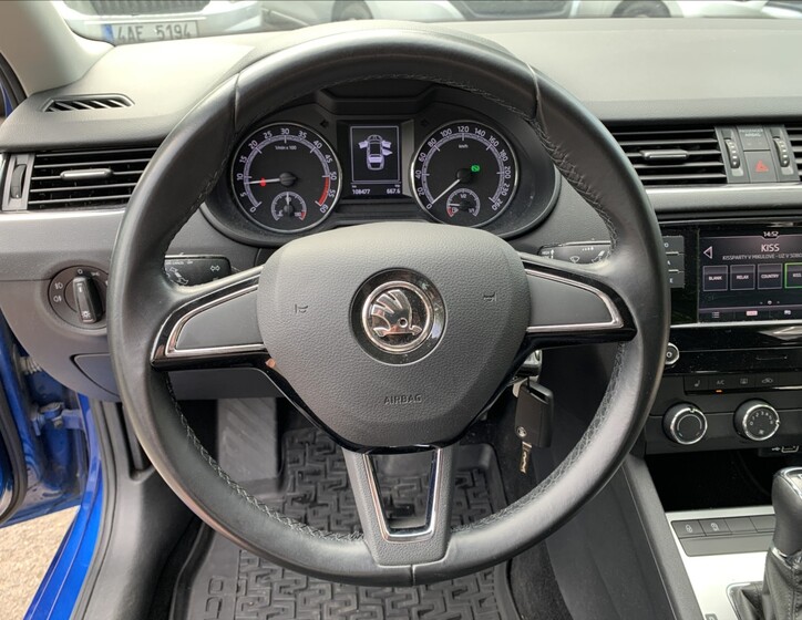 Škoda Octavia 10