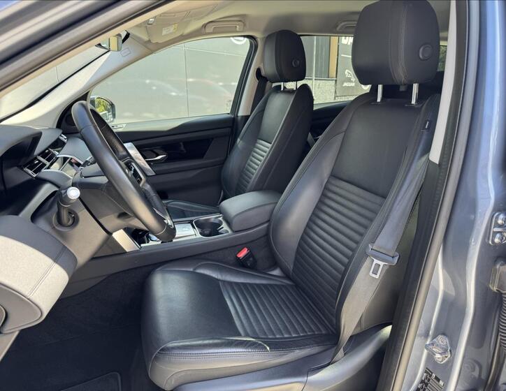 Land Rover Discovery Sport 11