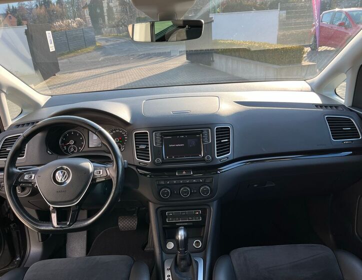 Volkswagen Sharan 18