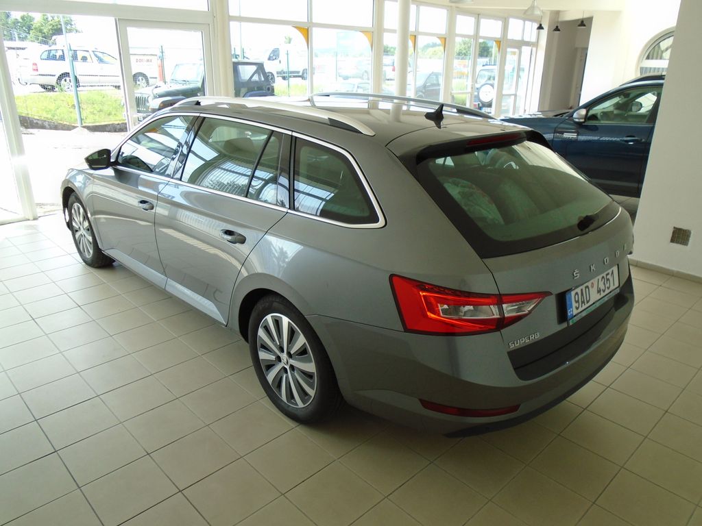 Škoda Superb