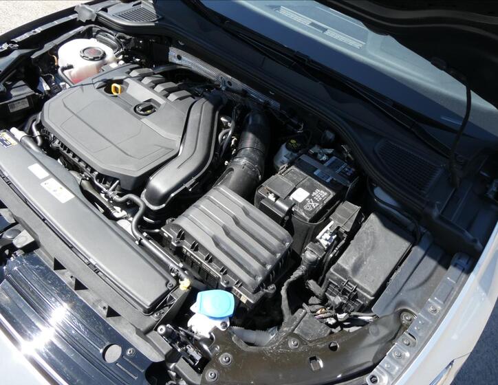 Volkswagen Golf 42