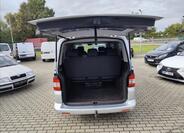 Volkswagen Caravelle 36