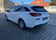 Hyundai i30 4