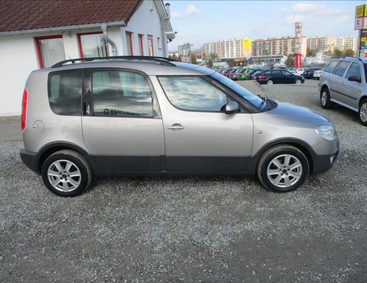 Škoda Roomster 5