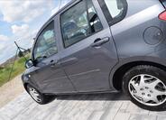 Mazda 2 11