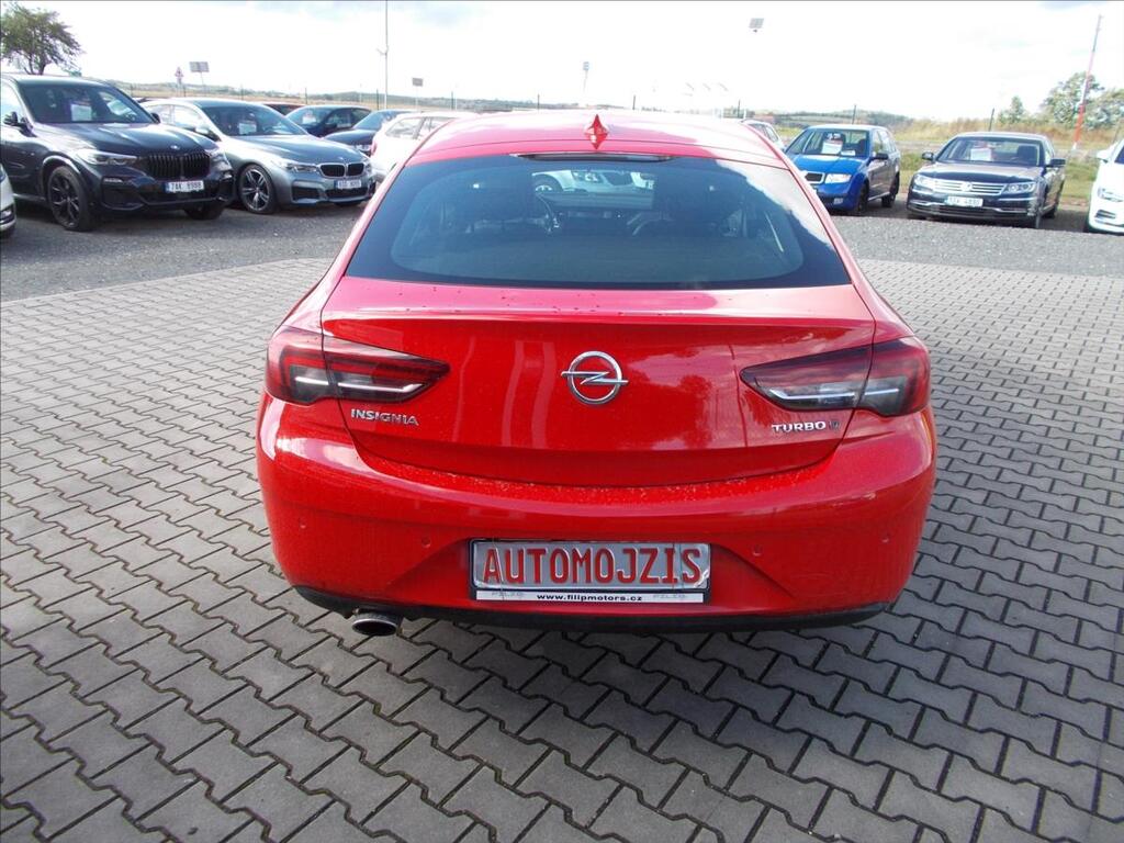 Opel Insignia 10