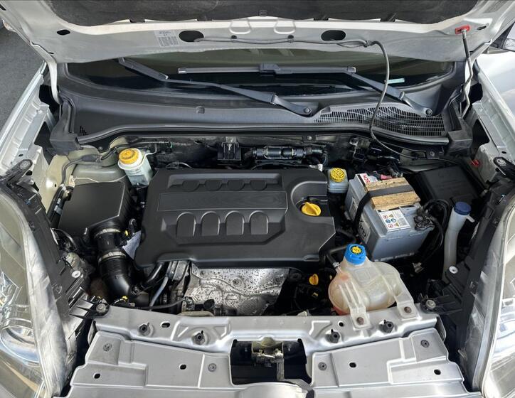 Opel Combo 10