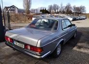 Mercedes-Benz 280 7