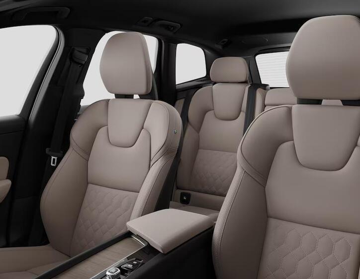 Volvo XC60 11